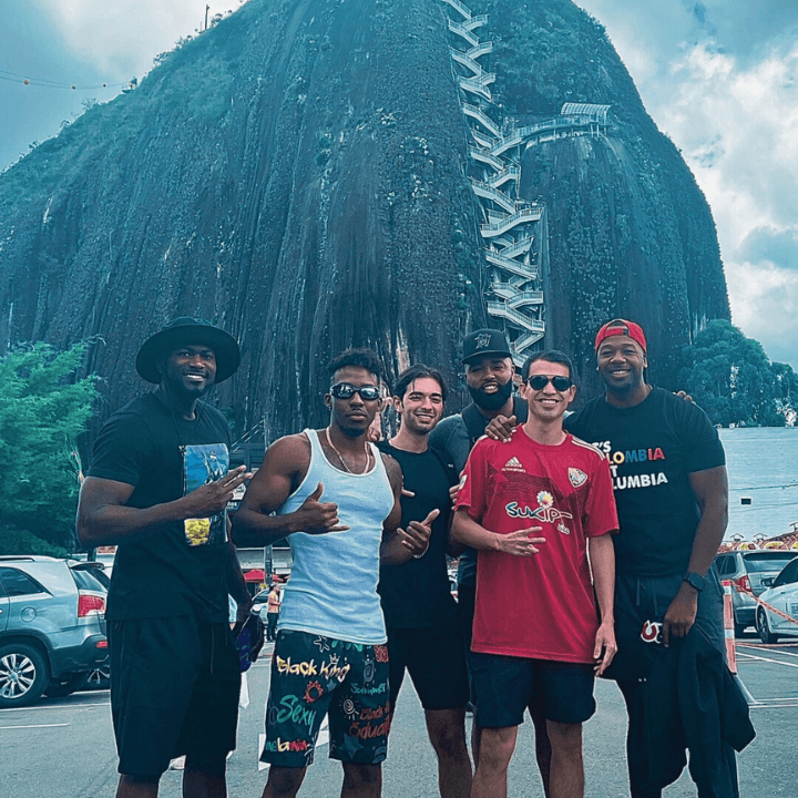 peñol rock in guatape tour medellin