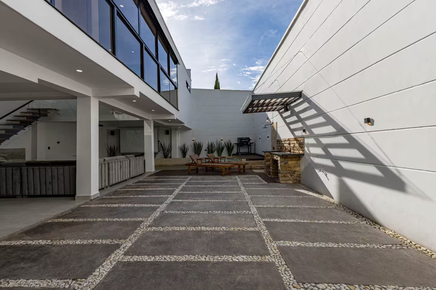 Villa Gallery