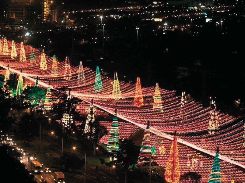 Medellin Christmas Lights Tour